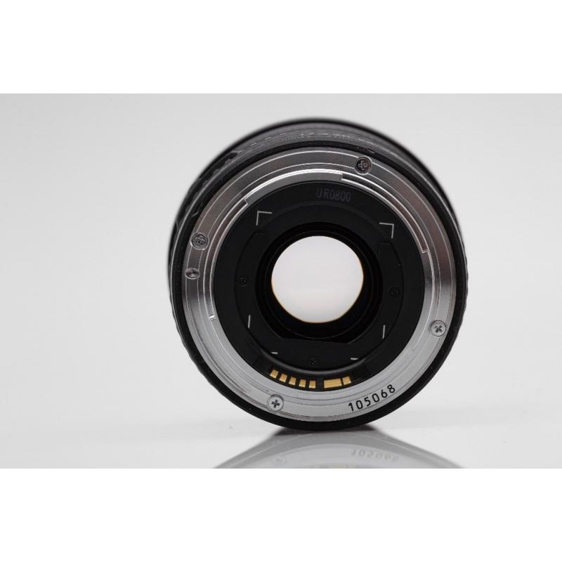 Canon EF 17-40mm 1:4 L USM in mint condition