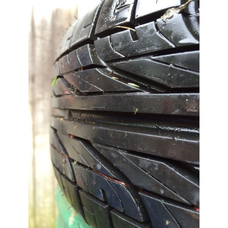 Ford pepper pot alloy wheels
