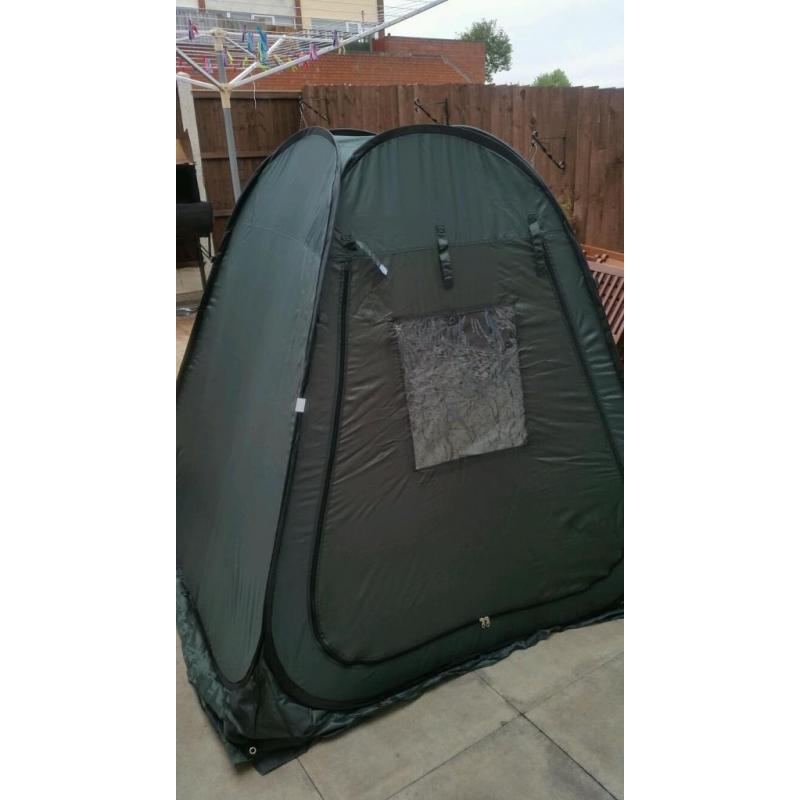 pop up day bivvy or use for a kitchen ect