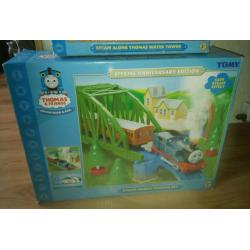 Thomas the tank engine steam train set with extras