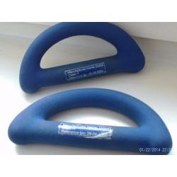 2 hand held training weights 0.5 kg each