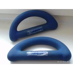 2 hand held training weights 0.5 kg each