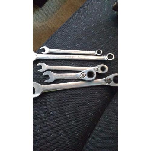 Snap on blue point spanner spanners