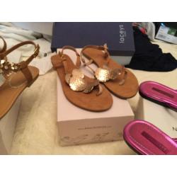Ladies sandals