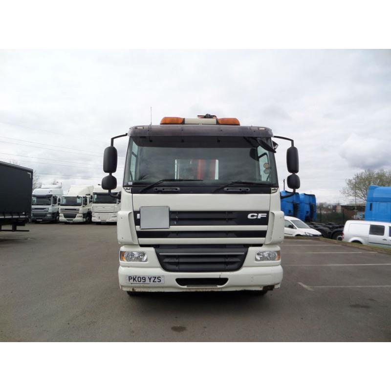 2009(09) DAF TRUCKS CF75.310 6X2 FLAT BED CRANE HIAB