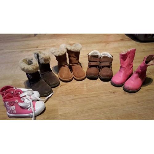 kids shoes size 5/6