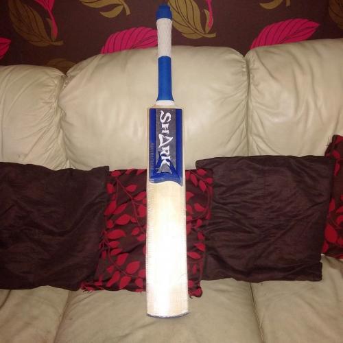 Shark B3 Cricket Bat Grade 1
