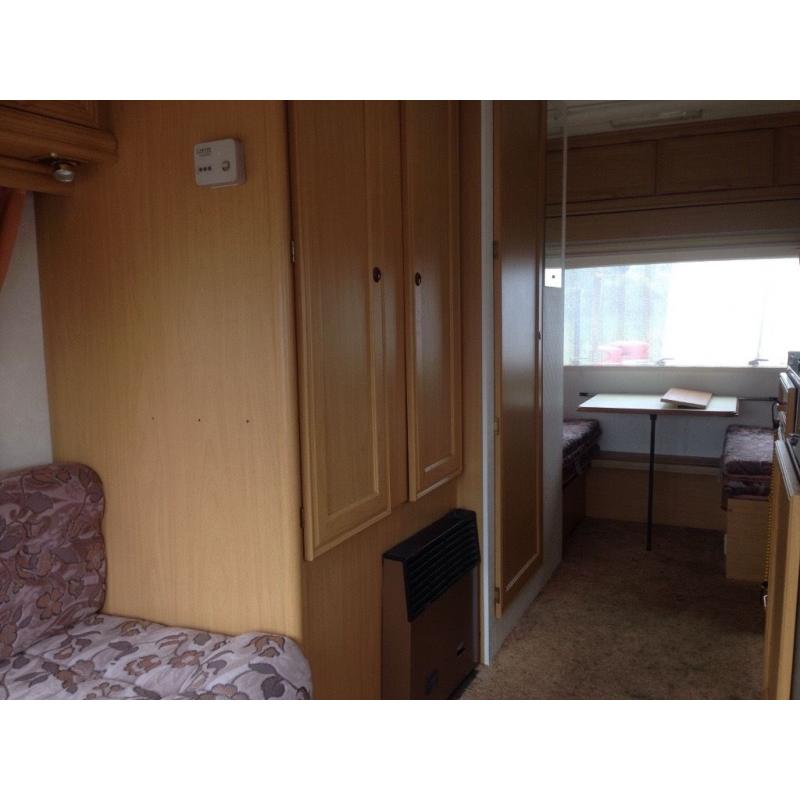 Avondale 4/berth 1997:17ft full size awning
