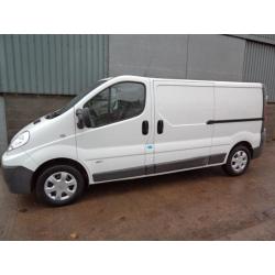 Renault Trafic 2.0dCi 115 LL29 115 LWB Euro 5 van 2012 12 reg