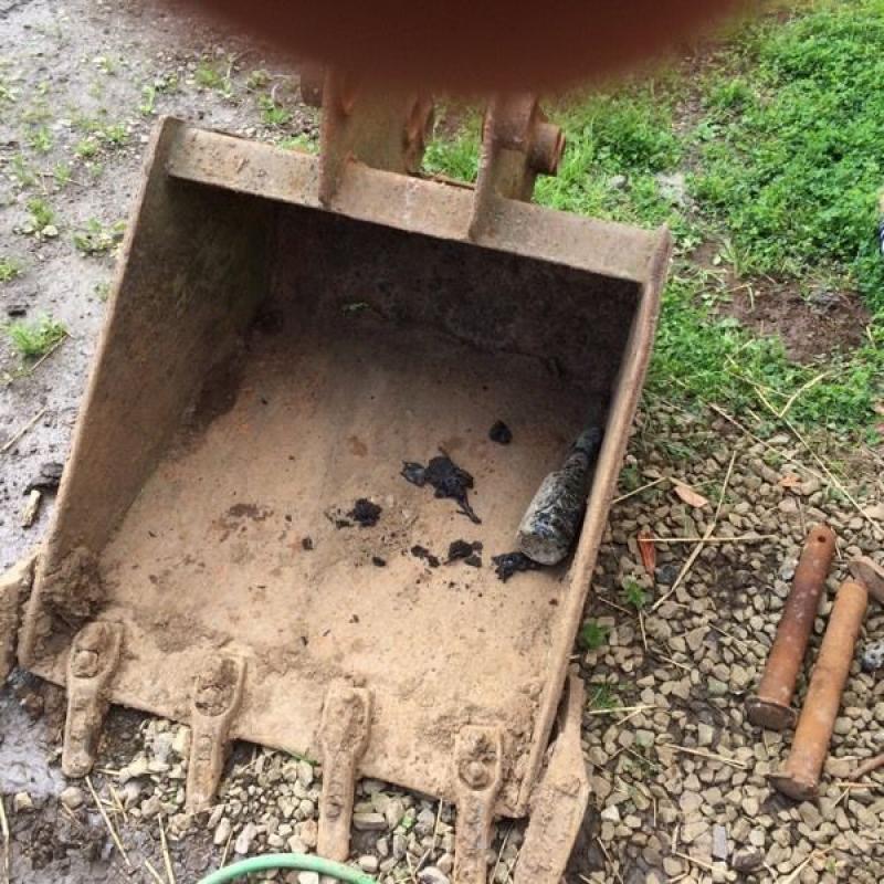 Jcb 3c digger bucket