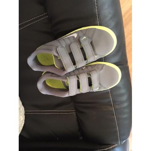 Nike trainers, 2 pair adidas Stan smith