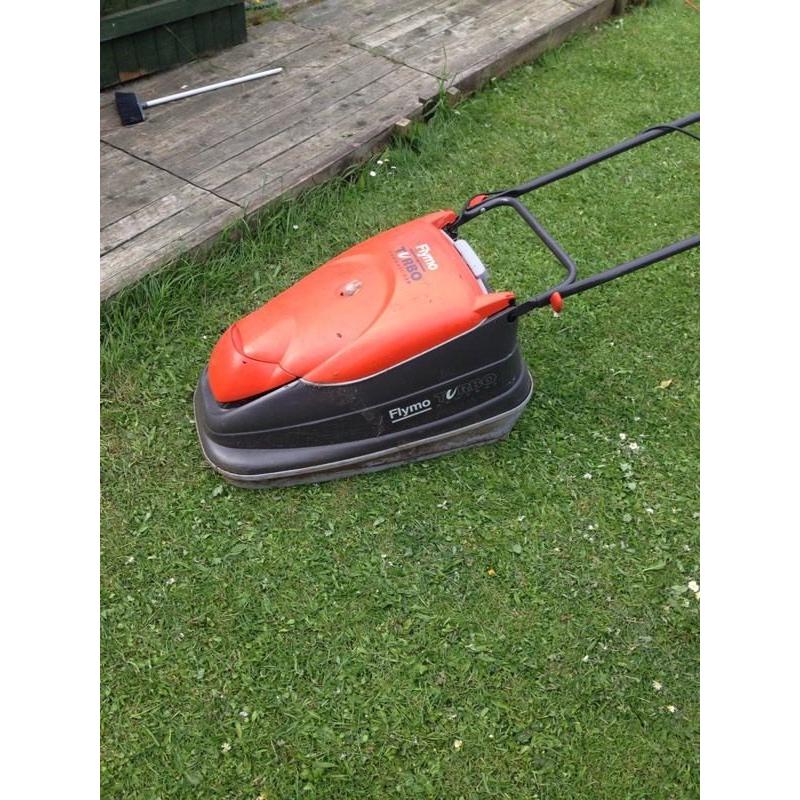 Lawnmower flymo