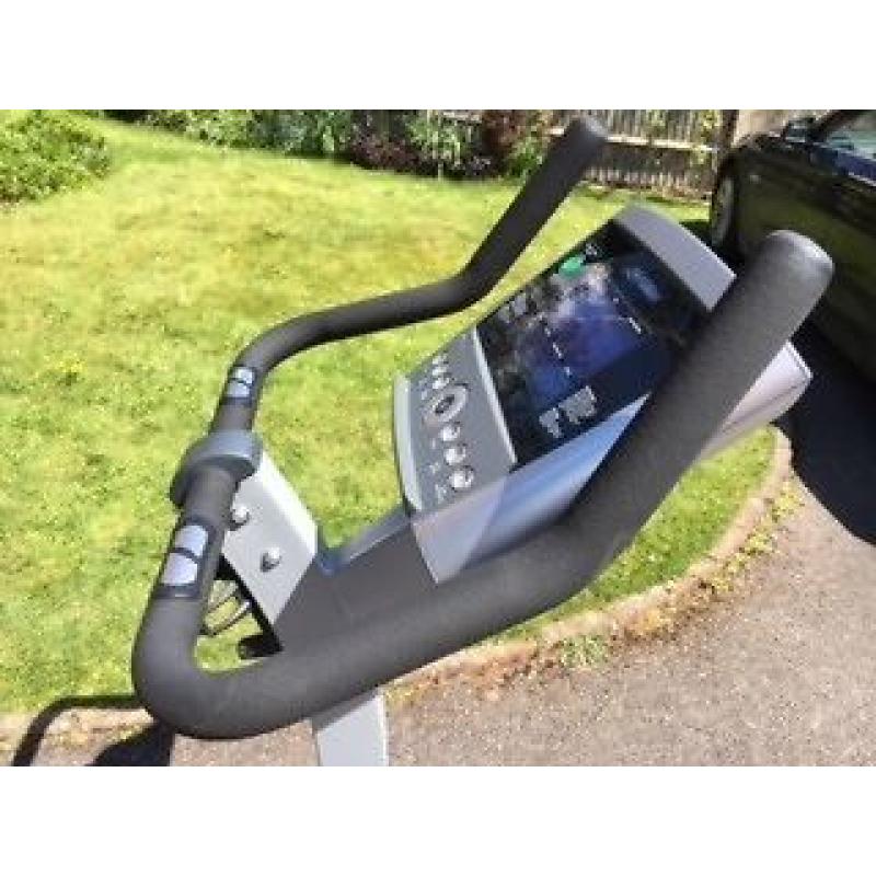 Life Fitness C1 exercise bike with Go Console. Assembled but unused with all instructions.