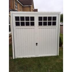 White Single Garage Door in excellent condition