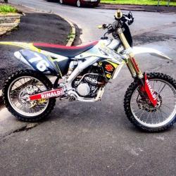 Suzuki rmz 250 2012 efi