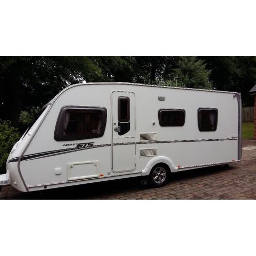 Abbey vogue gts 2008 fixed Island bed motor mover awning