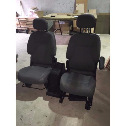 Citroen berlingo seats and center console