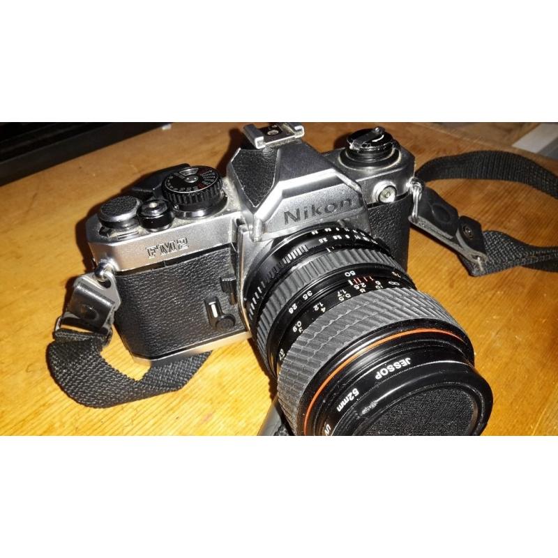 Nikon FM2 with 28-70 lens