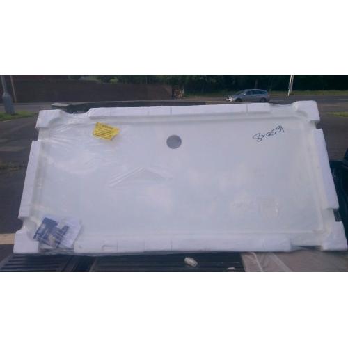 1650 x 800 white solid stone resin shower tray