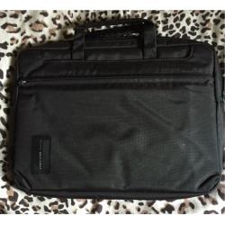13" Laptop case (STUCANO)