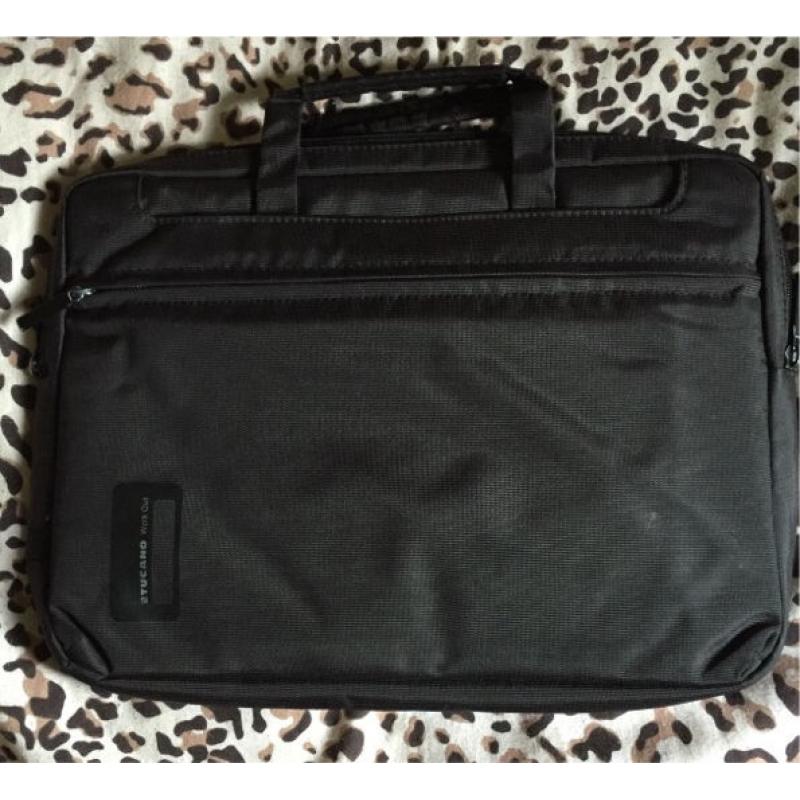 13" Laptop case (STUCANO)