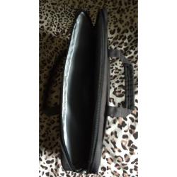 13" Laptop case (STUCANO)