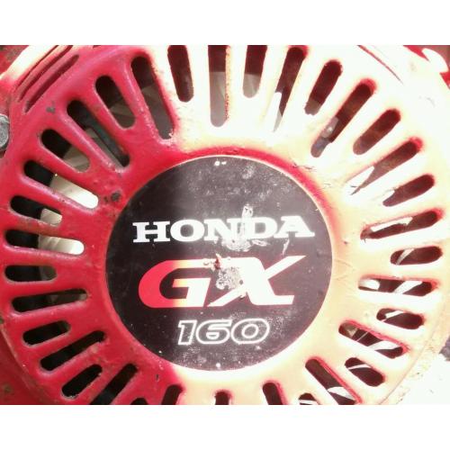 Very powerful honda generator,240v,110v sockets