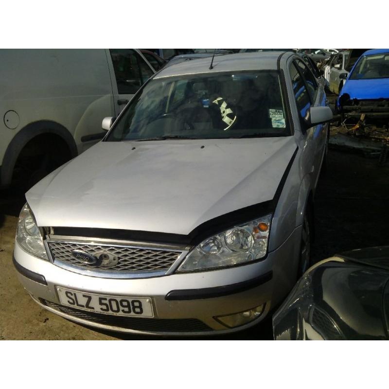 FORD MONDEO DOOR