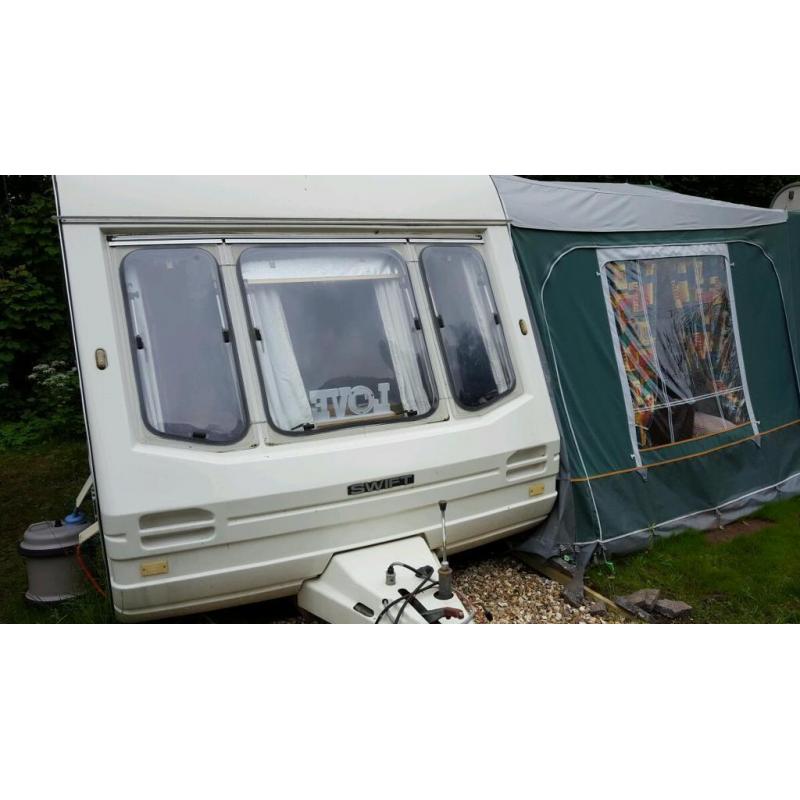 1998 2 birth swift caravan