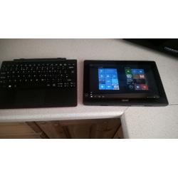 Acer Aspire Switch 10E Tablet/Netbook like new condition