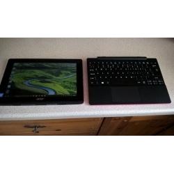 Acer Aspire Switch 10E Tablet/Netbook like new condition