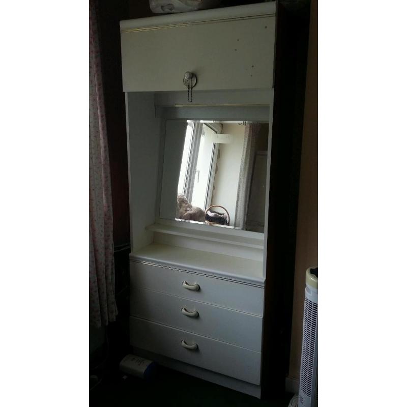 Dressing table