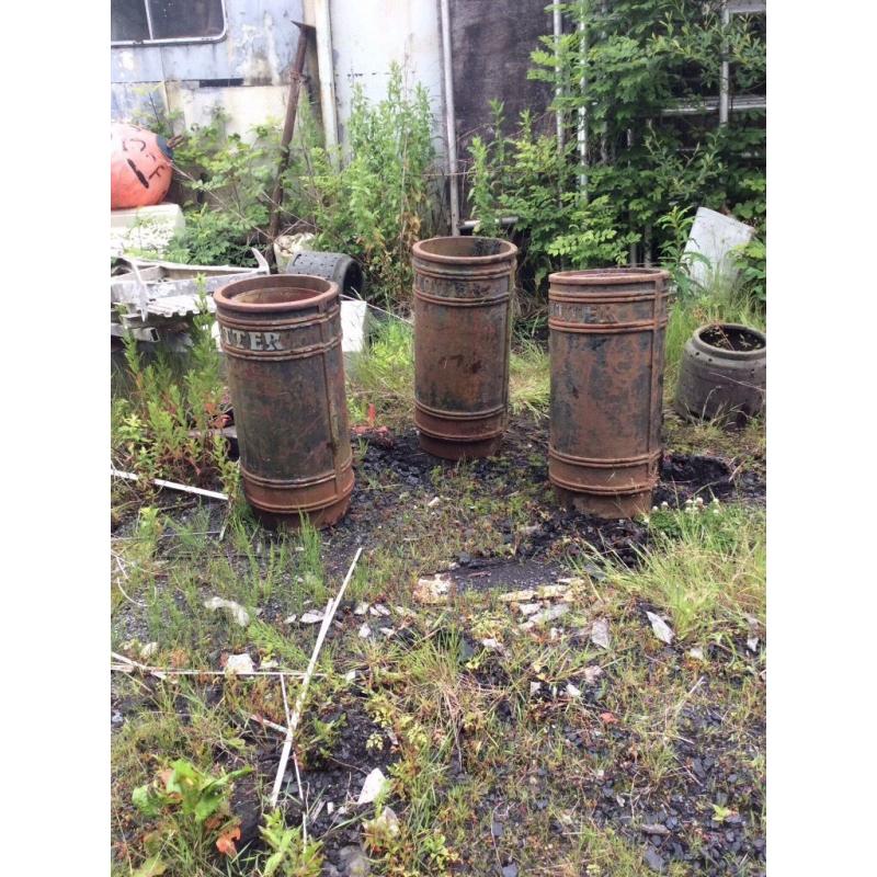 Cast iron litter bins