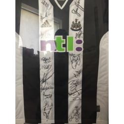 RARE Framed Newcastle United 2002-2003 Signed Home Shirt