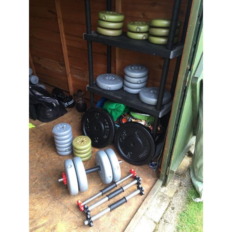 York - Weight bench, barbell, Dumbbells and 120kg in weights