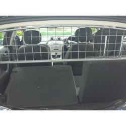 Ford Mondeo 2007-2014 Travall dog guard, boot liner & jumbo dog bed