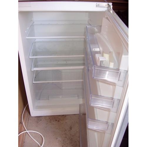 NEFF Integrated Fridge