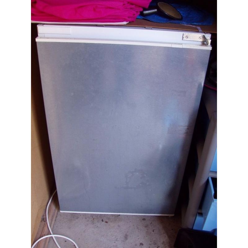 NEFF Integrated Fridge