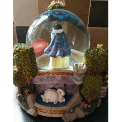 Disney princess musical snowglobe