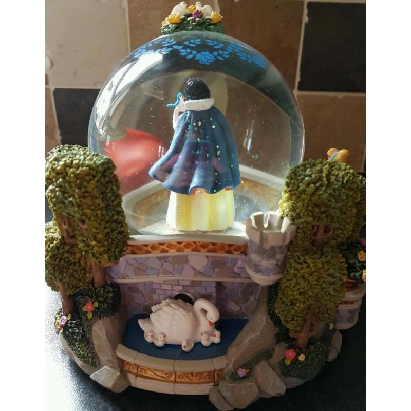 Disney princess musical snowglobe