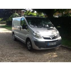 VAUXHALL SPORTIVE SWB 2.0 CDTI/6 SPEED G/ BOX 2007 AIR CONDITIONER ELECTRIC WINDOWS NEW MOT 07/2007