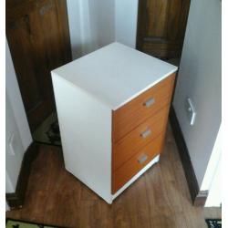 3 HIGH CHEST OF DRAWERS
