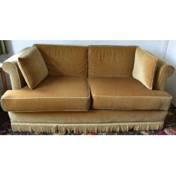 2 SEATER RETRO VINTAGE SOFA SETTEE - URGENT SALE MUST BE GONE BY FRIDAY