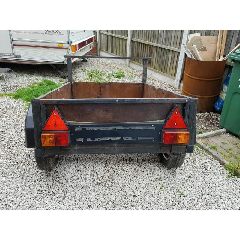 Car trailer
