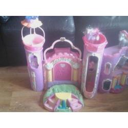My Little Pony play castle