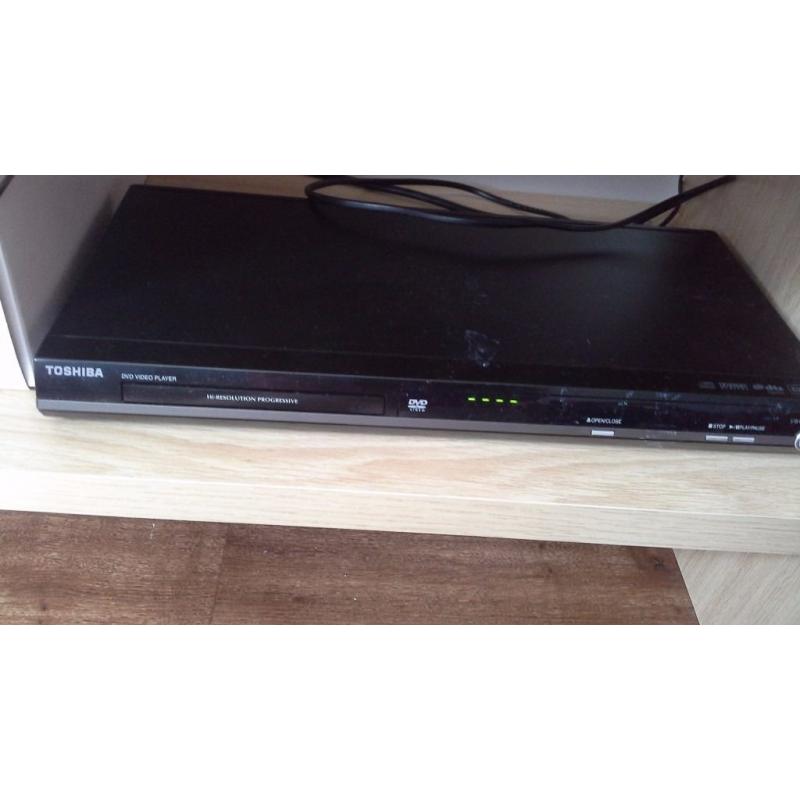 sharp tv 32 inch ( including dvd & 2 leads scart&hmdi) without remote control