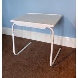 Mini Collapsible Table Idea for crafts and many other uses