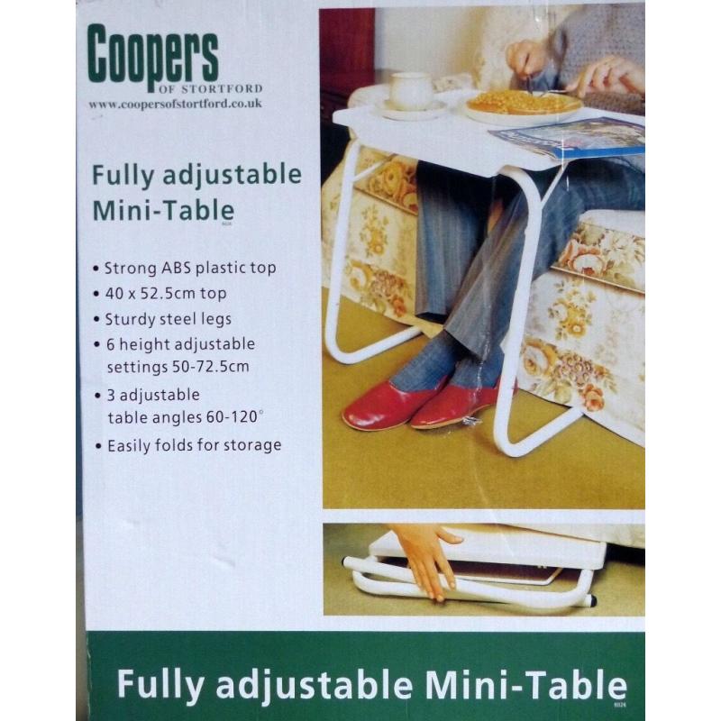 Mini Collapsible Table Idea for crafts and many other uses