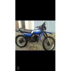 Dt 175 1979