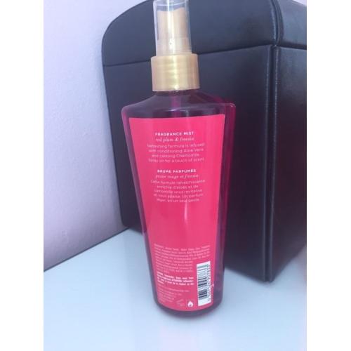 Victoria Secret sprays